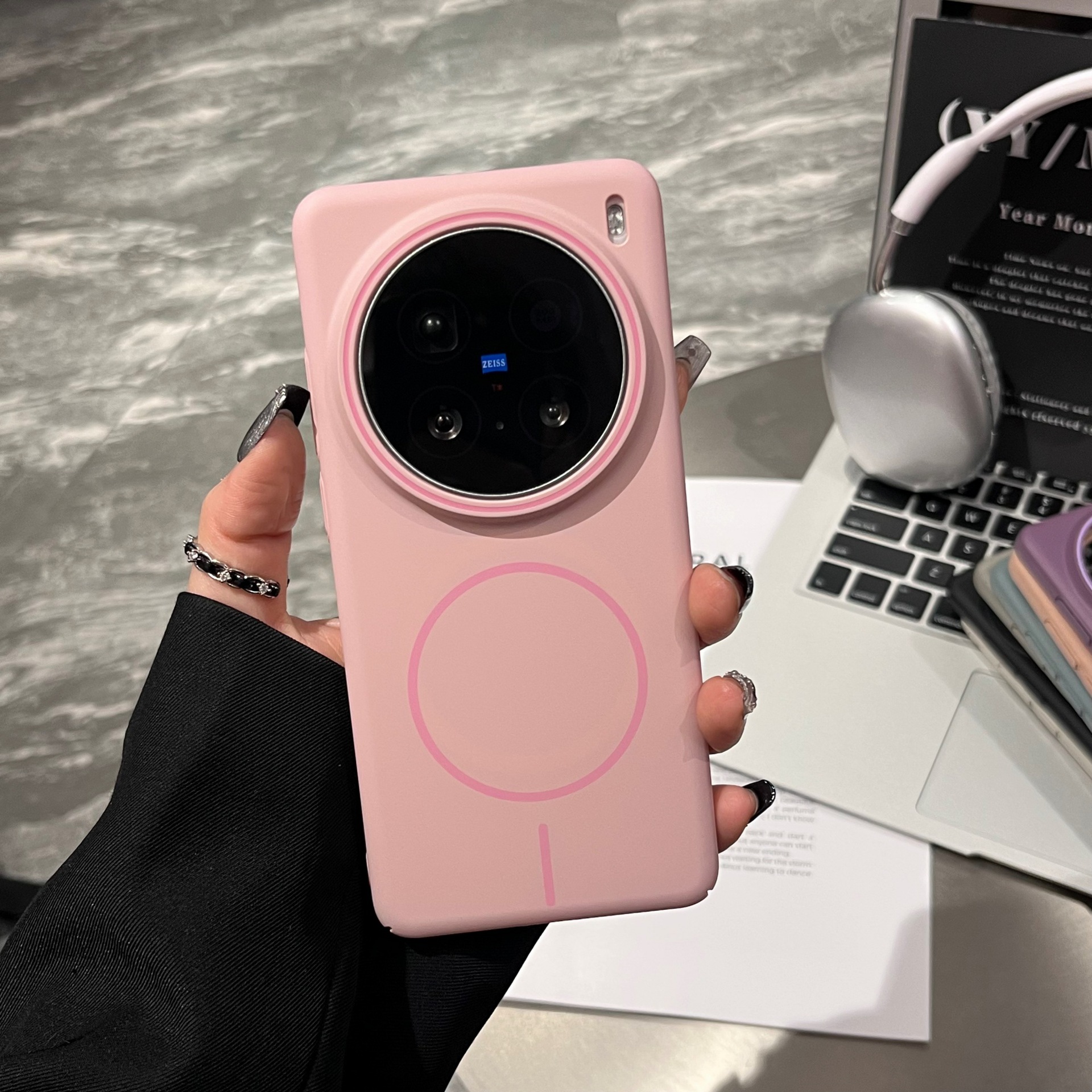 Aplicable a VIVOX300ultra caso de teléfono móvil de alto nivel de sensación suave PC color matado magnetismo esmerilado S50 funda protectora transfronteriza