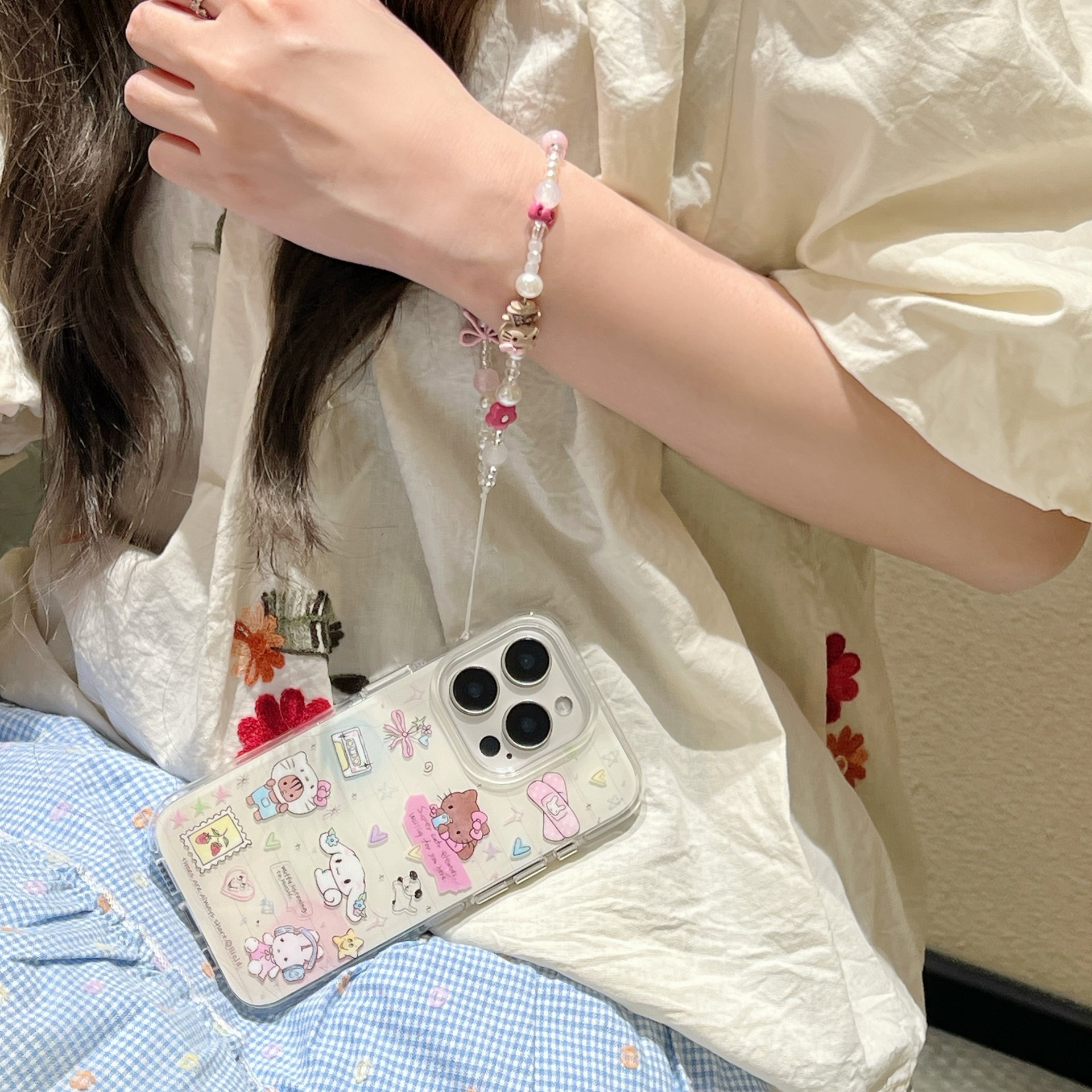 Corazón de niña de nicho de dibujos animados para Apple 15PorMax funda para teléfono móvil 16Pro verano cuero negro KT gato 14/13 mujer