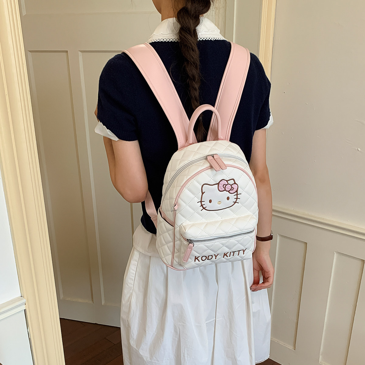 Liebre mochila de estudiantes coreana 2026 mochila popular femenina de dibujos animados versátil nuevo estilo de viento de gran capacidad para viajar a la niña