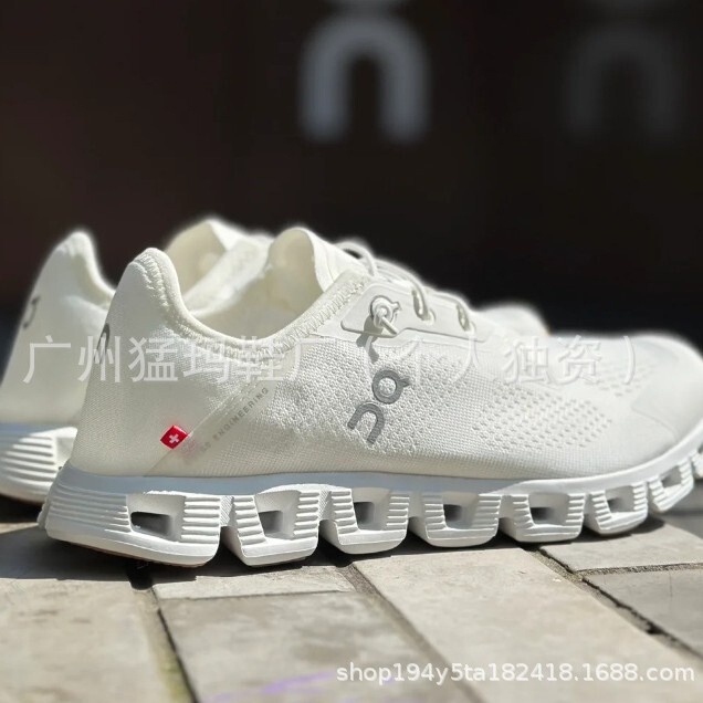 On Running Sports Shoes Cloud 5 Portable Breathable Step-On Casual Shoes for Men and Women with Cushioning and Lightweight Design On Running Sports Shoes Cloud 5 Portable Breathable Step-On Casual Shoes for Men and Women with Cushioning and Lightweight Design