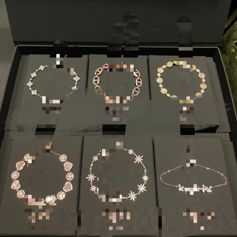 Aaa Wavy Pattern Butterfly Pink Mother-Of-Pearl Four-Leaf Clover Two-Star Bracelet for Women, Full of Diamonds, Valentine's Day Gift for Girlfriend