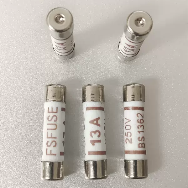 Seamless Riveting Bs1362 British Plug Fuse 6*25mm 3/5/10/13A/15A