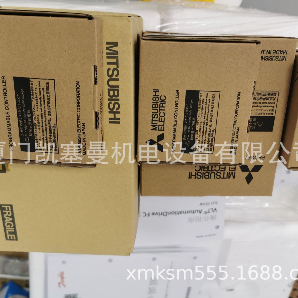 三菱触摸屏 GT1050-QBBD-C