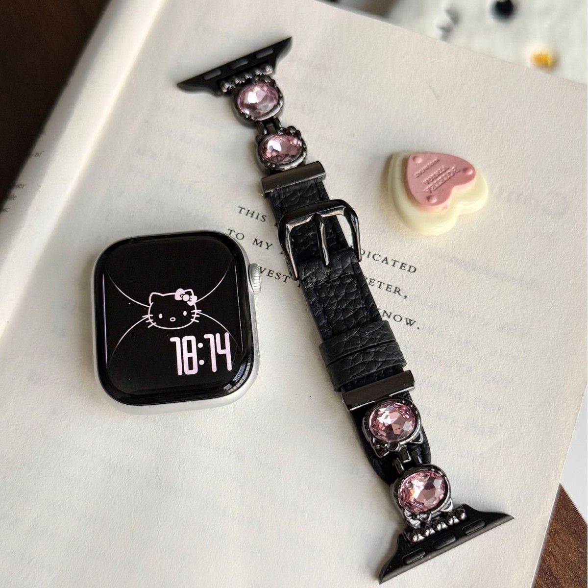Genuine Leather Pebbled Fine Cartoon Kt Cat Zircon Leather Strap Suitable for Applewatchs10S9876 Women
