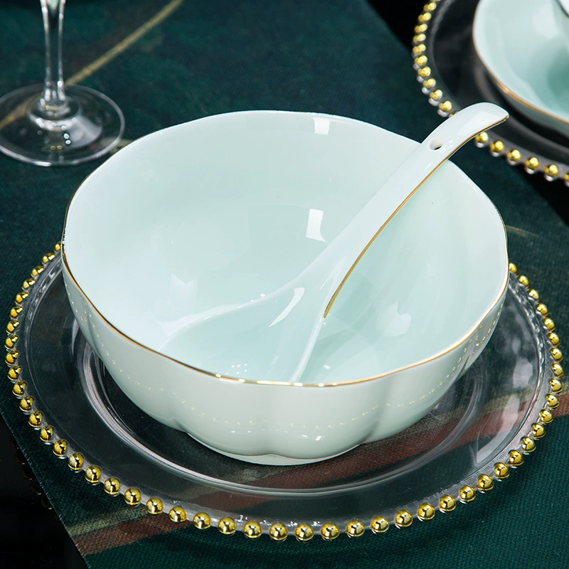 Сервиз из Jingdezhen пофарфоровой посуды, золотистое краевое обрамление Shadow Blue, набор предметов бытовой посуды