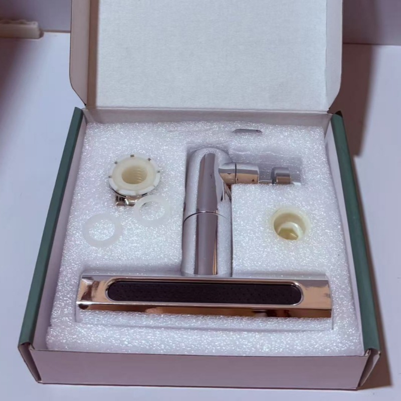 Extensión de grifo de agua fría y caliente de cocina a prueba de salpicaduras