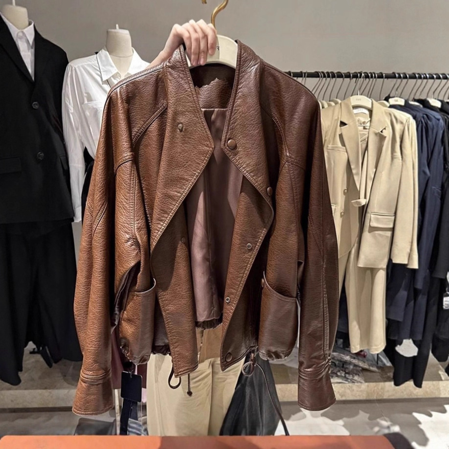 Autumn and Winter Brown Retro Printed Spliced ​​Leather Jacket Women's High-End Fashionable Reversible Loose Jacket Top