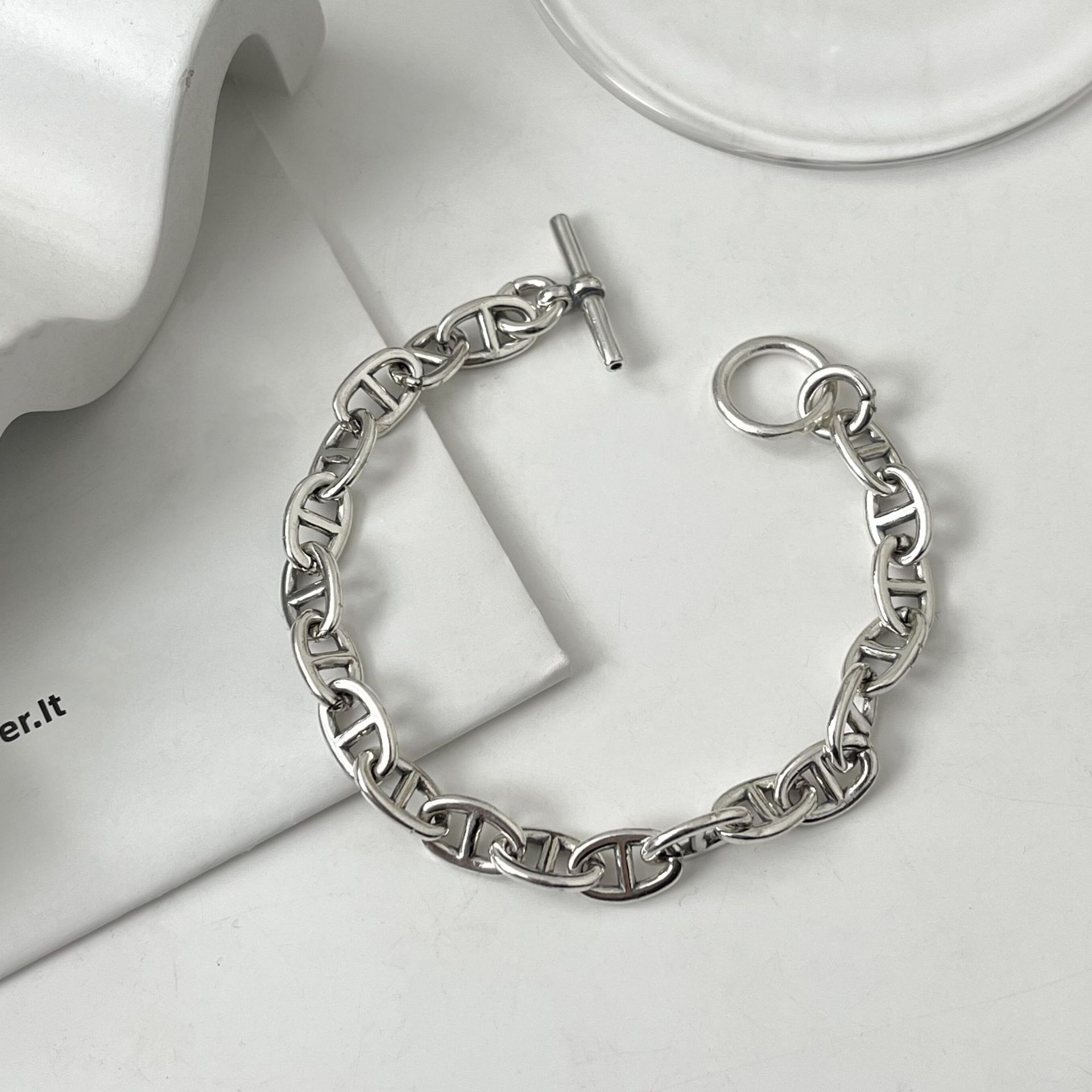 Estilo coreano s925 plata esterlina otbuckle pulsera 2022 primavera y verano nuevo nicho diseño personalizado retro industria pesada pulsera