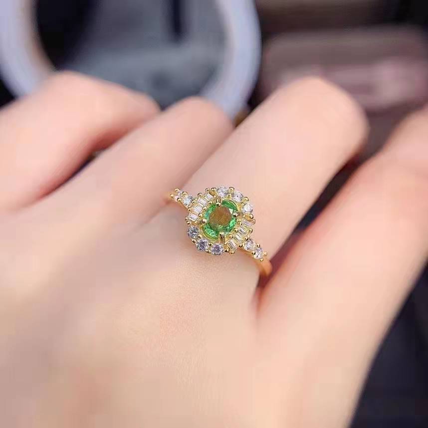 Vente En Gros Plaqué Or 18 Carats Bague Vert Olive Couleur Ouverte Trésor Bague En Cuivre display picture 4