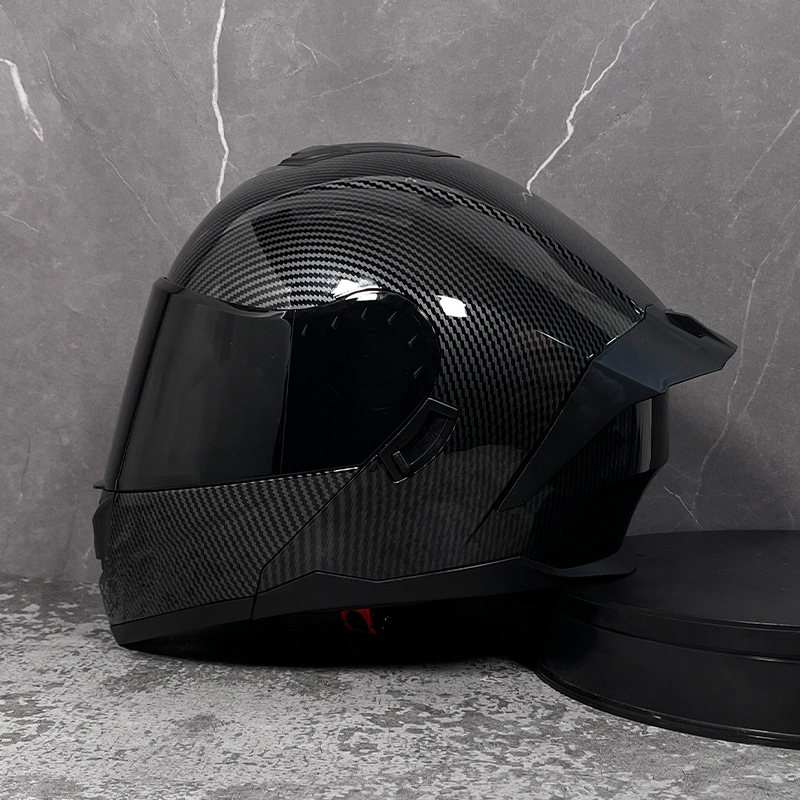 Casco LVS para hombres y mujeres cubierta completa casco de exposición de doble lente personalidad Bluetooth verano medio casco Four Seasons carreras de coches eléctricos