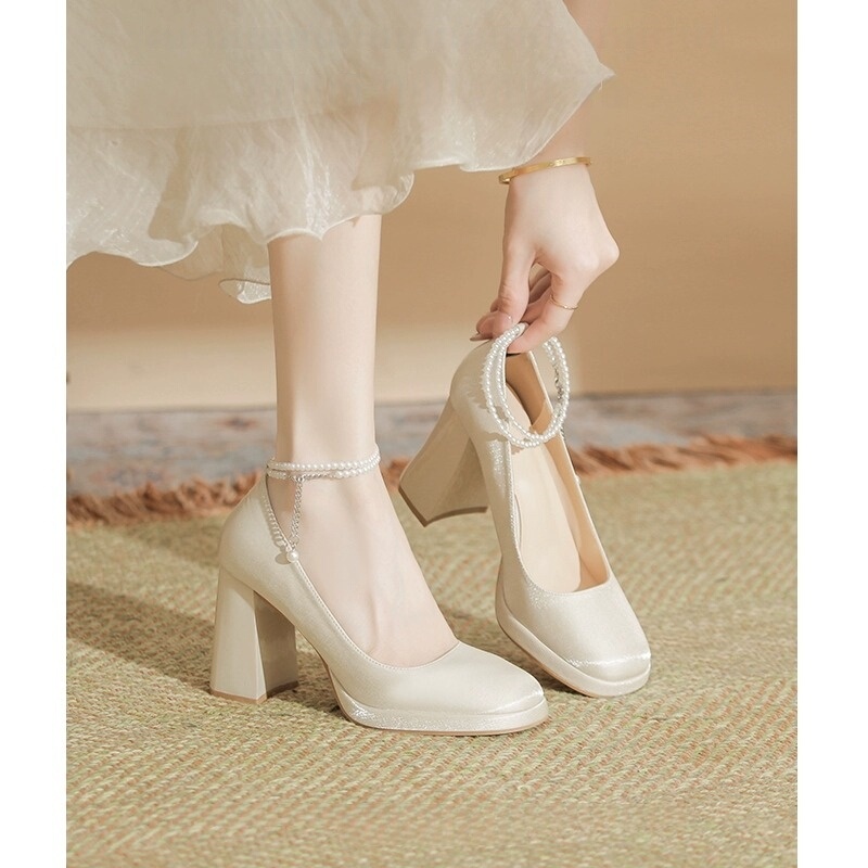 French-style satin high-heeled wedding shoes for women, suitable for both traditional Chinese wedding dresses and formal occasions, pearl Mary Jane shoes, bridesmaid shoes, maternity shoes French-style satin high-heeled wedding shoes for women, suitable for both traditional Chinese wedding dresses and formal occasions, pearl Mary Jane shoes, bridesmaid shoes, maternity shoes