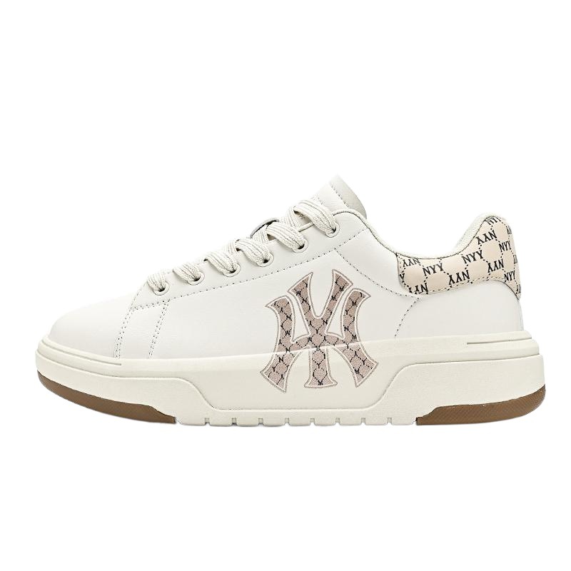 Otoño nueva moda pareja zapatos blancos coreanos suela gruesa ligera versátil aumento de altura zapatos de skate casuales para hombres y mujeres