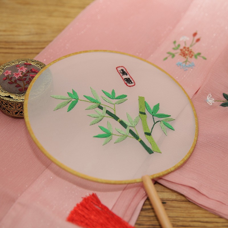 Bordado DIY hecho a mano Lu Bordado producción ventilador material paquete antiguo estilo organza translúcido principiante bordado de doble cara