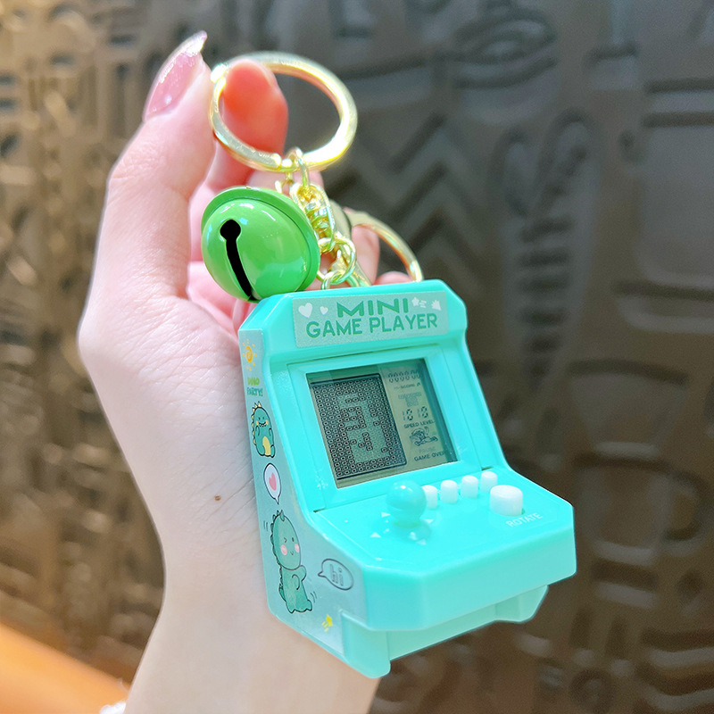 クリエイティブハンドヘルドロシアブロックゲーム機キーホルダー携帯バッグアクセサリー玩具プレゼント卸売り