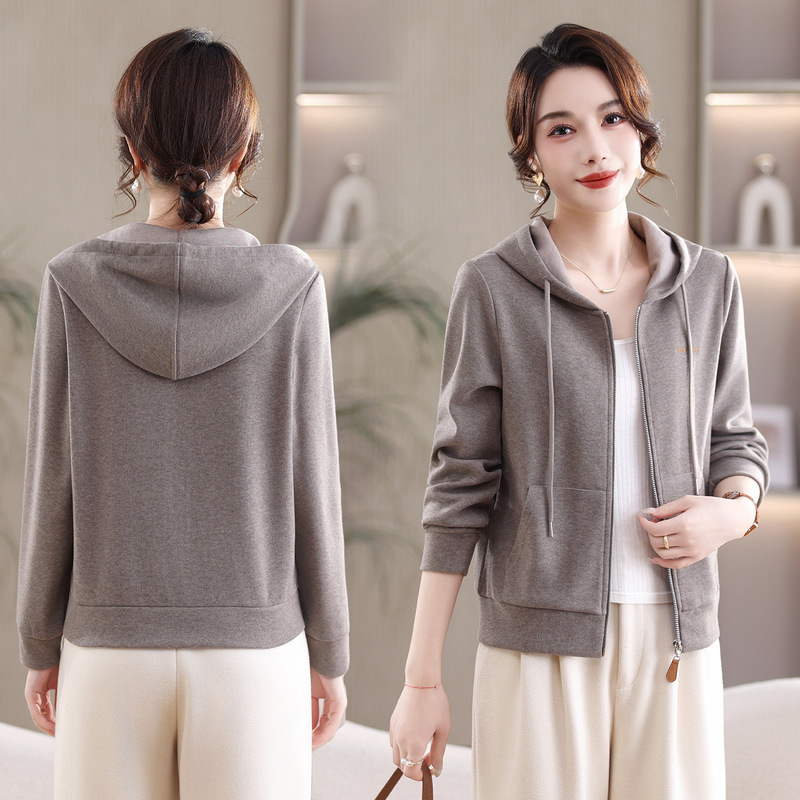Drawstring hooded fashion casual jacket for women, 2026 autumn new stylish mom-style short cardigan top