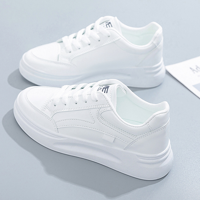 Baskets blanches pour femmes 2026, nouvelle collection printemps/été, à semelle épaisse, tendance, polyvalentes, style niche, pour étudiantes, sport et décontractées