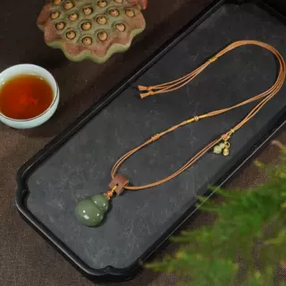 保真新疆天然和田玉葫芦吊坠新中式万能扣配饰玉石项链文玩饰品女