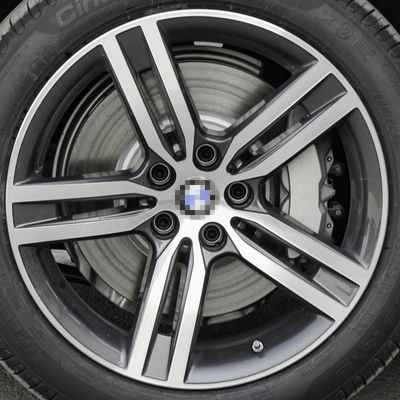 Hub – Inch - 18x8j-5-series-13