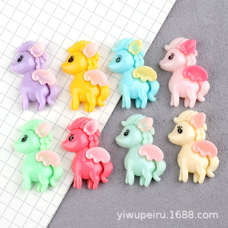 Cartoon pony, cream phone case with accessories, children's hairgrip, material, handmade