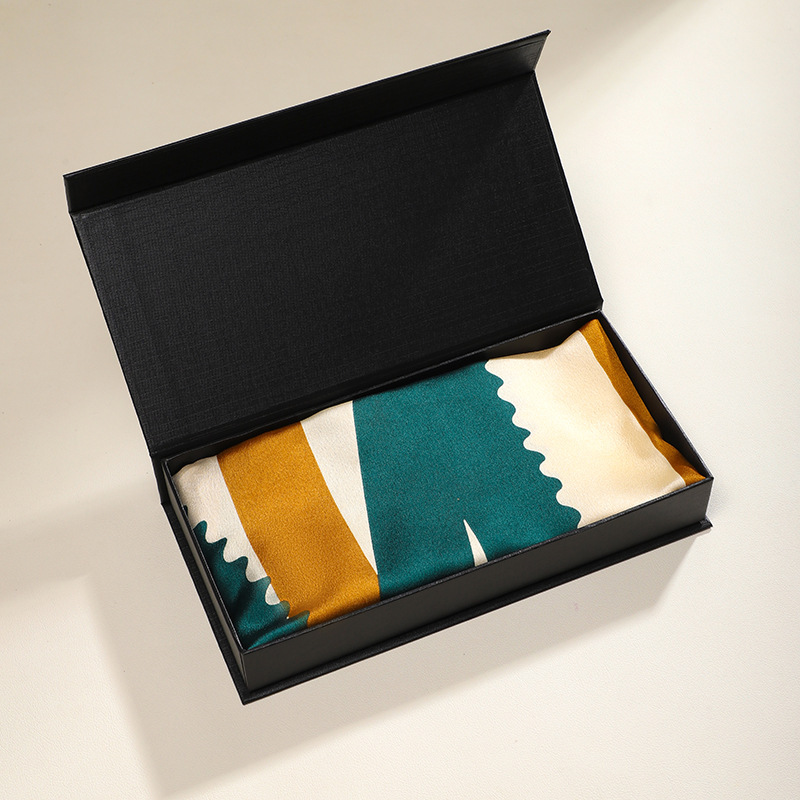 Simple Flip Gift Box Universal Magnetic Suction Book Gift Box Holiday Eye Mask Silk Scarf Gift Box Thickened Packaging Empty Box Simple Flip Gift Box Universal Magnetic Suction Book Gift Box Holiday Eye Mask Silk Scarf Gift Box Thickened Packaging Empty Box