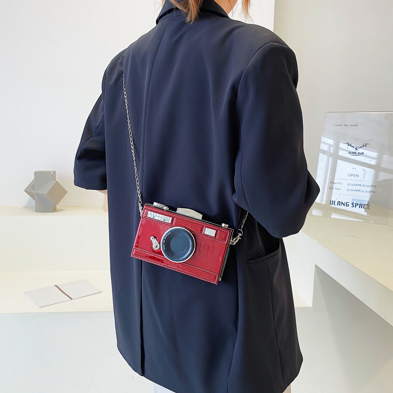 2023 New Personalized Camera Shoulder Versatile Fashion Chain Crossbody Box Women's Bag_voghion.com