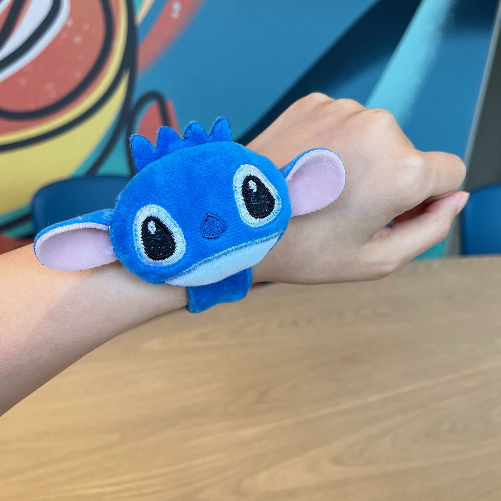 Anillo de felpa de dibujos animados, oso de mantequilla, correa de reloj de boda, pulsera para niños Kapibala, regalo de muñeca creativa