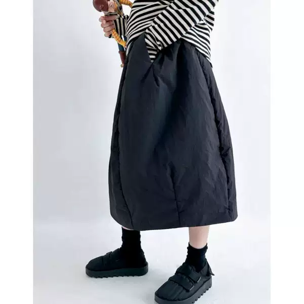In-Stock 2023 Winter Thickened Versatile Stylish Plus-Size Fashion Thick Skirt Warm Quilted Half Skirt