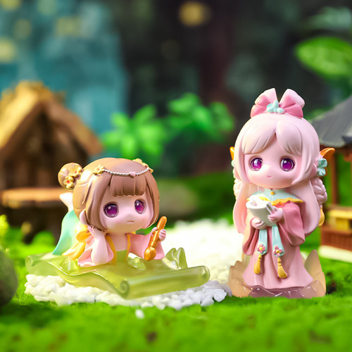 National trend ancient style Hanfu girl ornaments new style spring breeze blind box hand figure girl dream decoration small gift