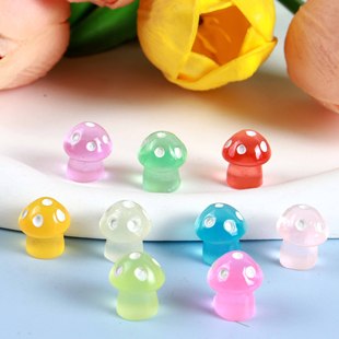 Cross-border fluorescent small mushroom transparent mini jewelry accessories moss gardening balcony potted micro landscape small ornaments