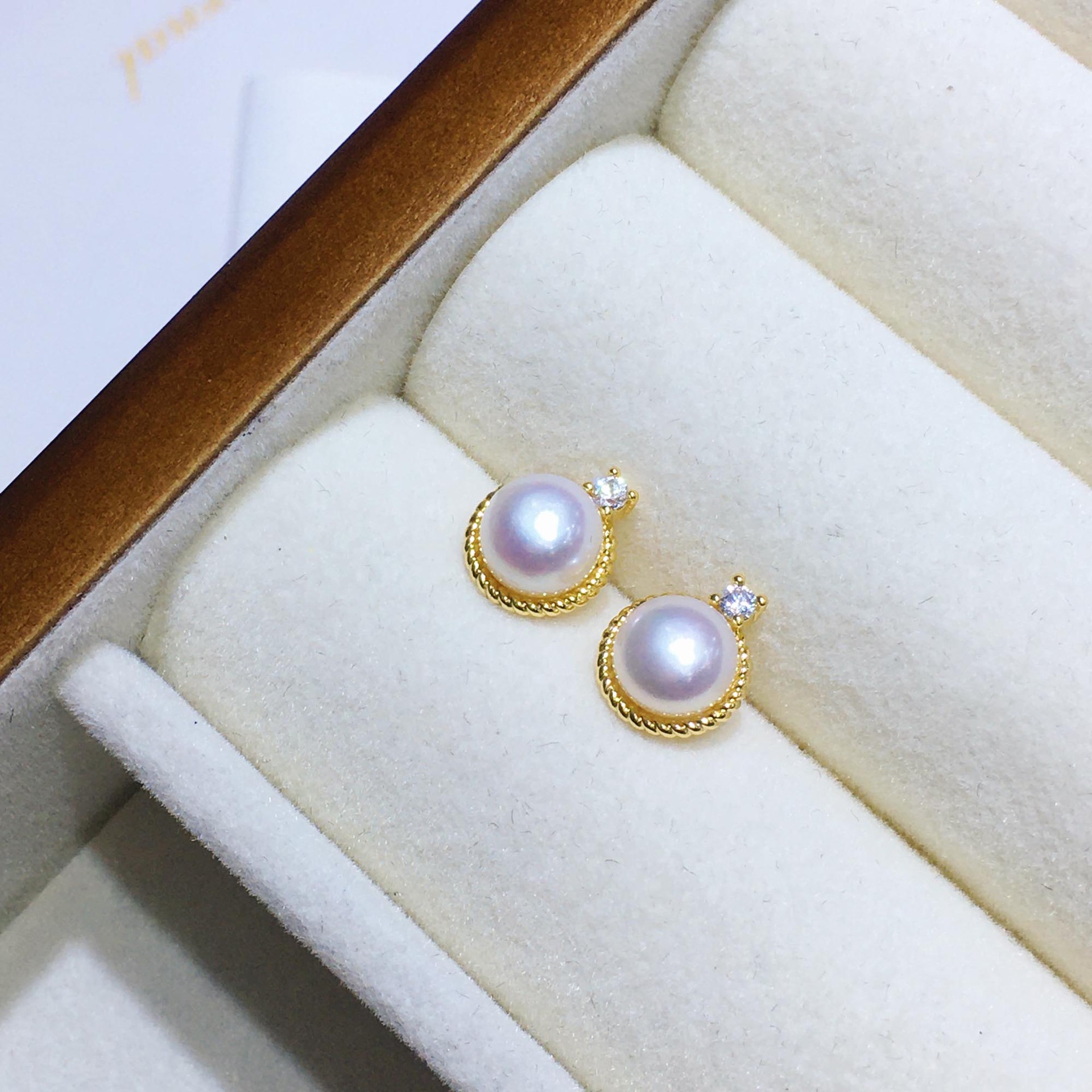 ���� ins�绨���黨Ԫ����Ȼ��ˮ�������С�����ʰٴ��������