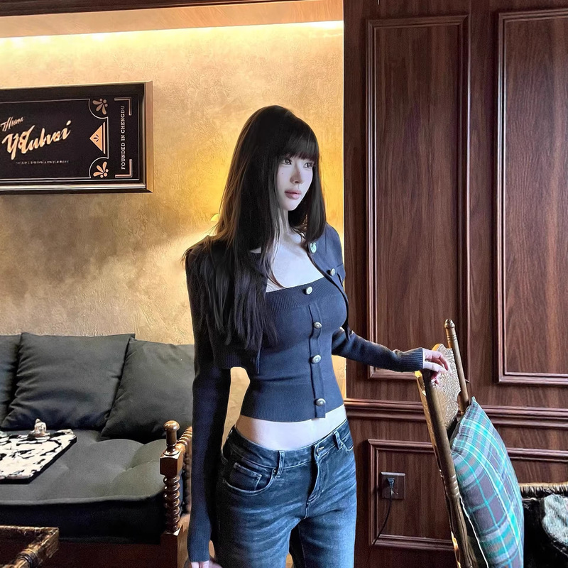 Femalepilot Design-Inspired Metal Buckle Epaulette Short Cardigan Two-Piece Set Women's Tube Top Sweater Jacket