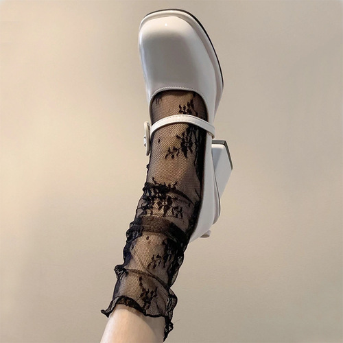 Japanese Mary Jane white lace socks for women in summer, ultra-thin, sweet and breathable short mid-tube mesh socks