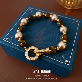 耳环;项链;手链