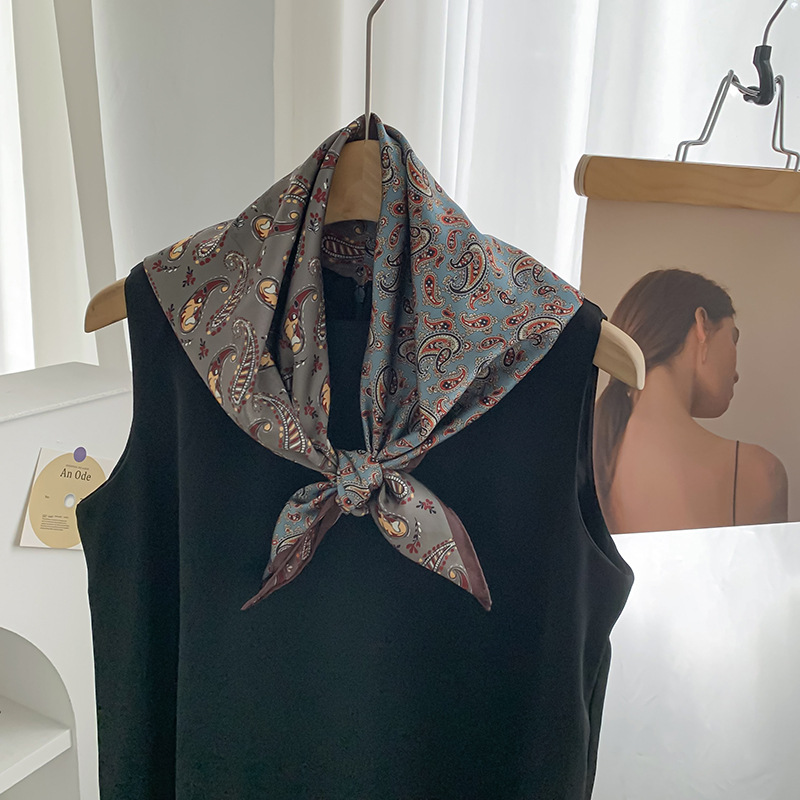 Bufanda de seda, bufanda cuadrada pequeña, nueva flor de anacardo, bufanda de seda de imitación, protección para el cuello de alta calidad, bufanda, chal, diadema