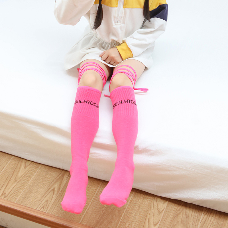 핑크 레이스 업 문자 미드 튜브 스타킹 캔디 컬러