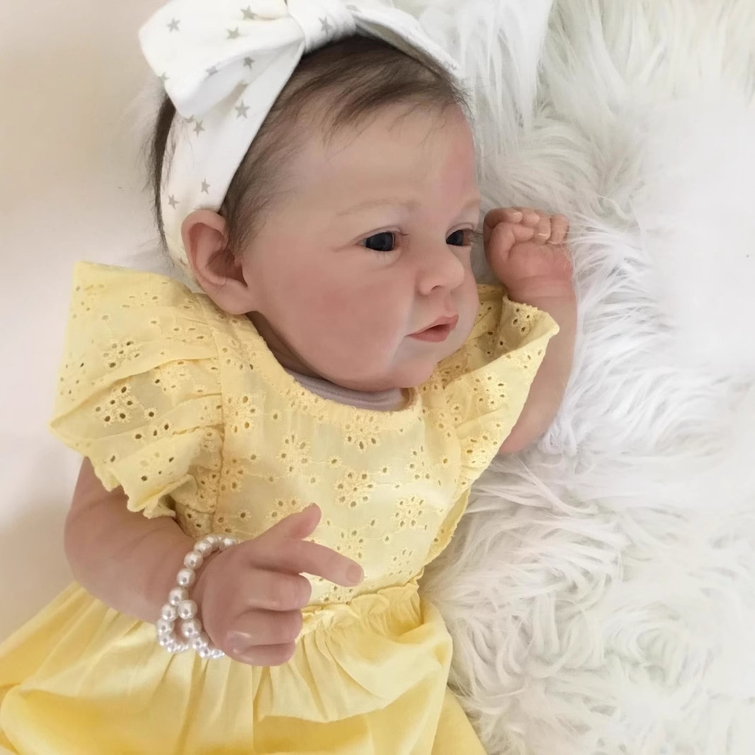 Muñeca Bebé Reborn de Simulación Maryann de 50 cm de Vinilo con Cuerpo de Tela para Niños image 3