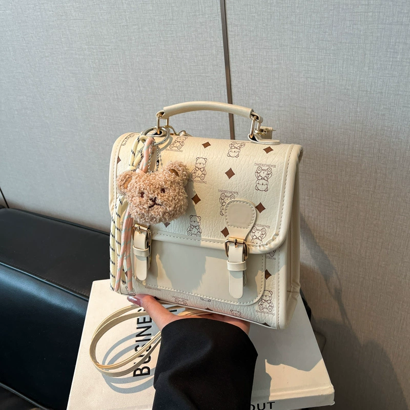 Cartoon one-shoulder backpack bag, bear charm, compact cute shoulder satchel