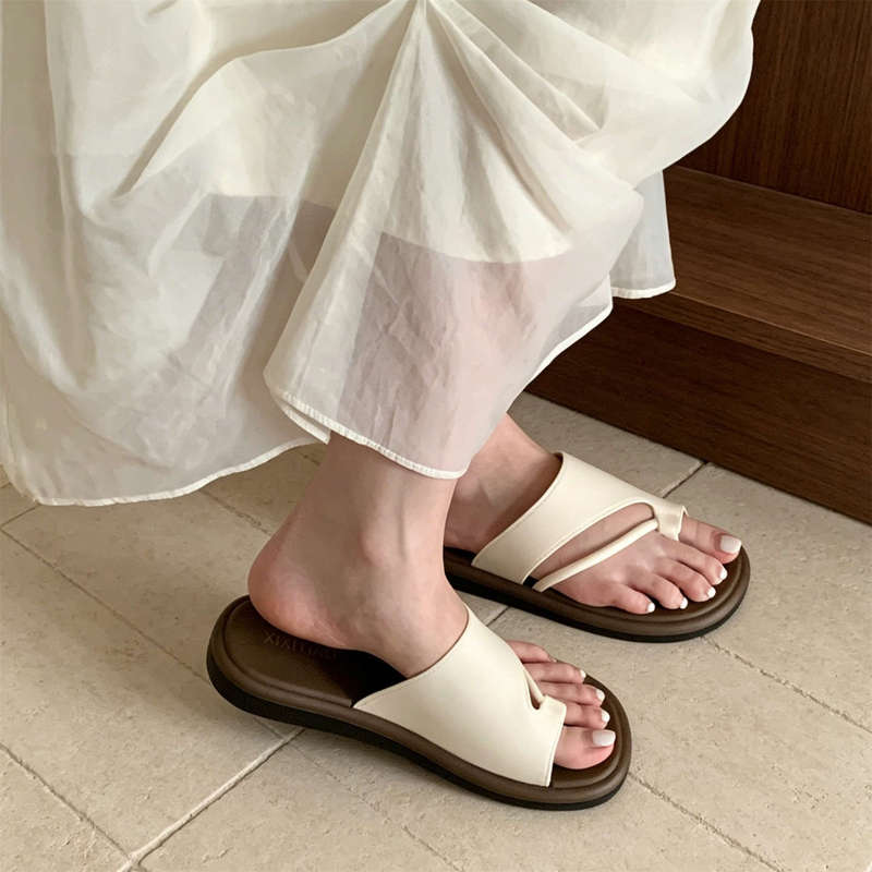 French-Style Vacation Lazy Flat Beach Sandals for Women, Summer Fashion Color-Blocking Comfortable Slip-On Slippers French-Style Vacation Lazy Flat Beach Sandals for Women, Summer Fashion Color-Blocking Comfortable Slip-On Slippers