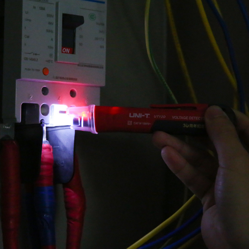 非接触式智能测电笔UT12E UT12M电工测电笔灯感应发光报警验电笔