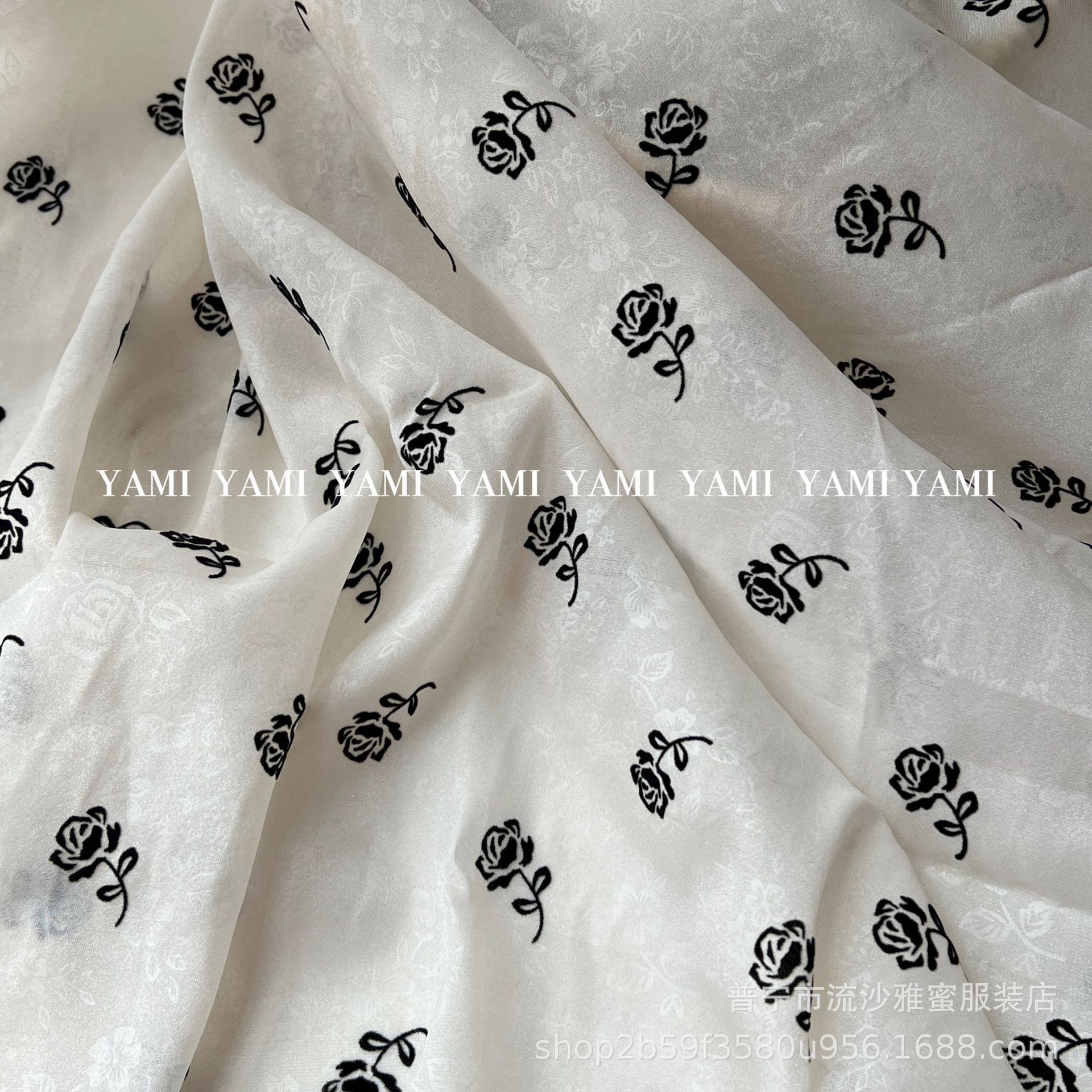 Tejido de estilo chino brillante en relieve de chiffón oscuro flocado una rama de tela de ciruela rosa cheongsam nuevo conjunto de estilo chino
