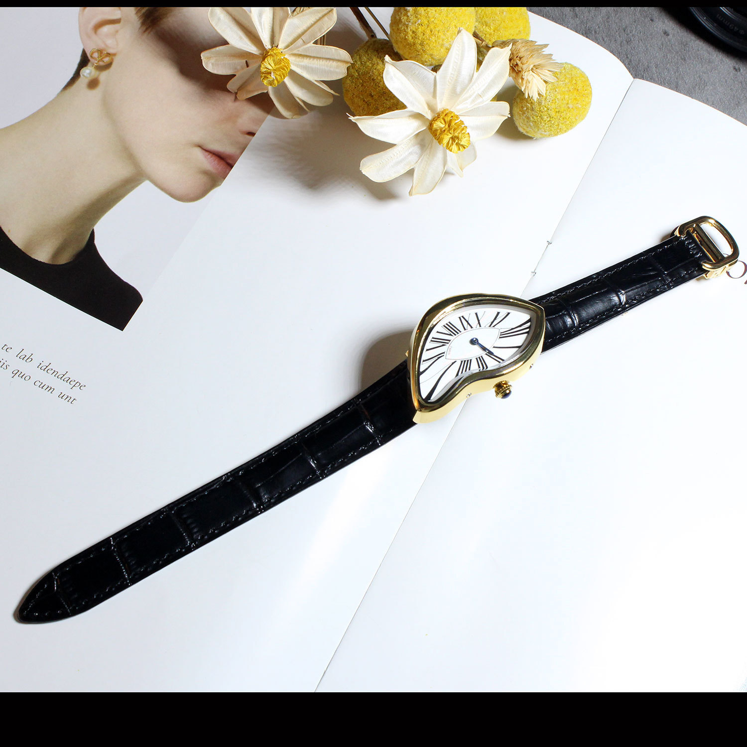 Tempered Glass Mirror Material Business Streetwear Solid Color Butterfly Double Snap Quartz Watch