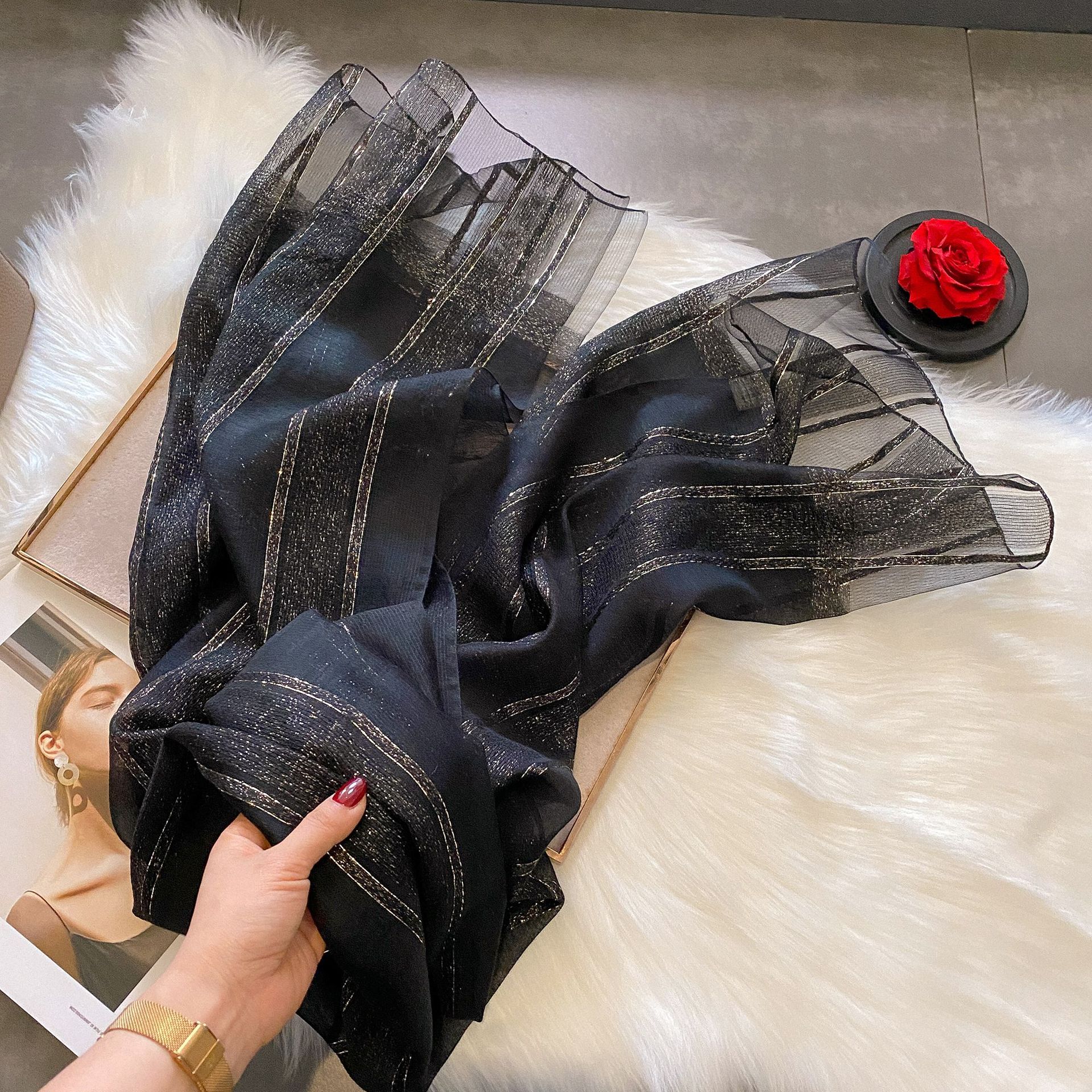 Sciarpa solida Sciarpa di seta di seta di seta di seta di moda da donna Sciarpa di seta versatile per la primavera e l'autunno della mamma_voghion.com