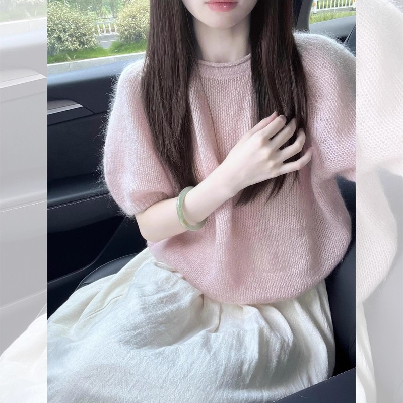 韩系早秋季氛围感穿搭粉色奶fufu软糯短袖针织衫毛衣女泡泡袖上衣|undefined