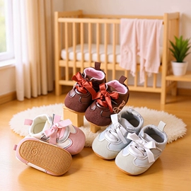 学步鞋;婴儿步前鞋;搪胶公仔