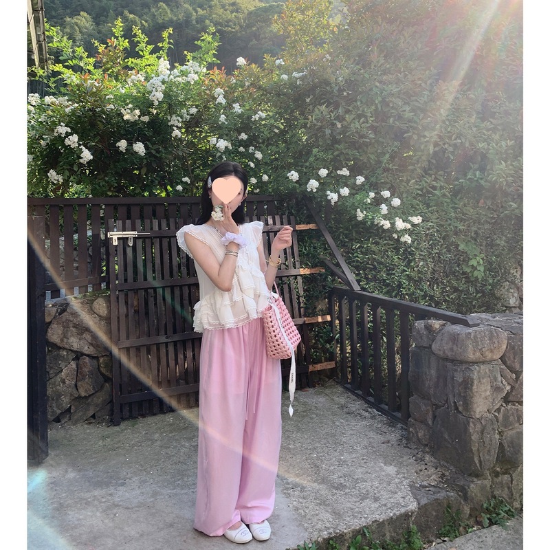 Ouyang V ネックレースアップシフォンノースリーブシャツ女性の夏のデザインセンスニッチフレンチフリルトップ|undefined