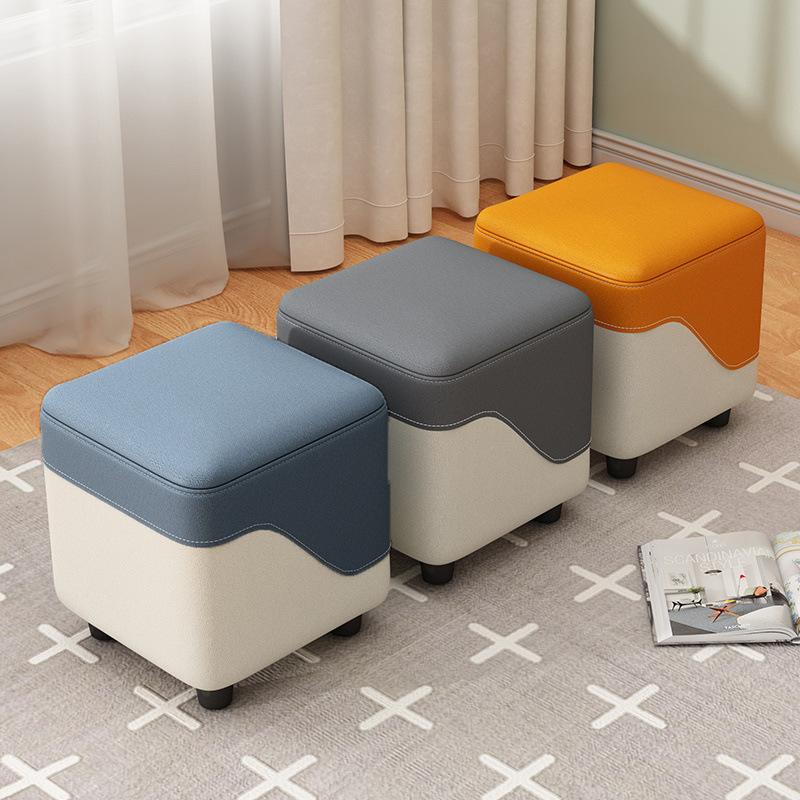 Taburete pequeño, sala de estar doméstica, taburete simple, taburete de sofá, taburete de cambio de zapatos, taburete bajo, taburete pequeño, paquete suave, taburete pequeño