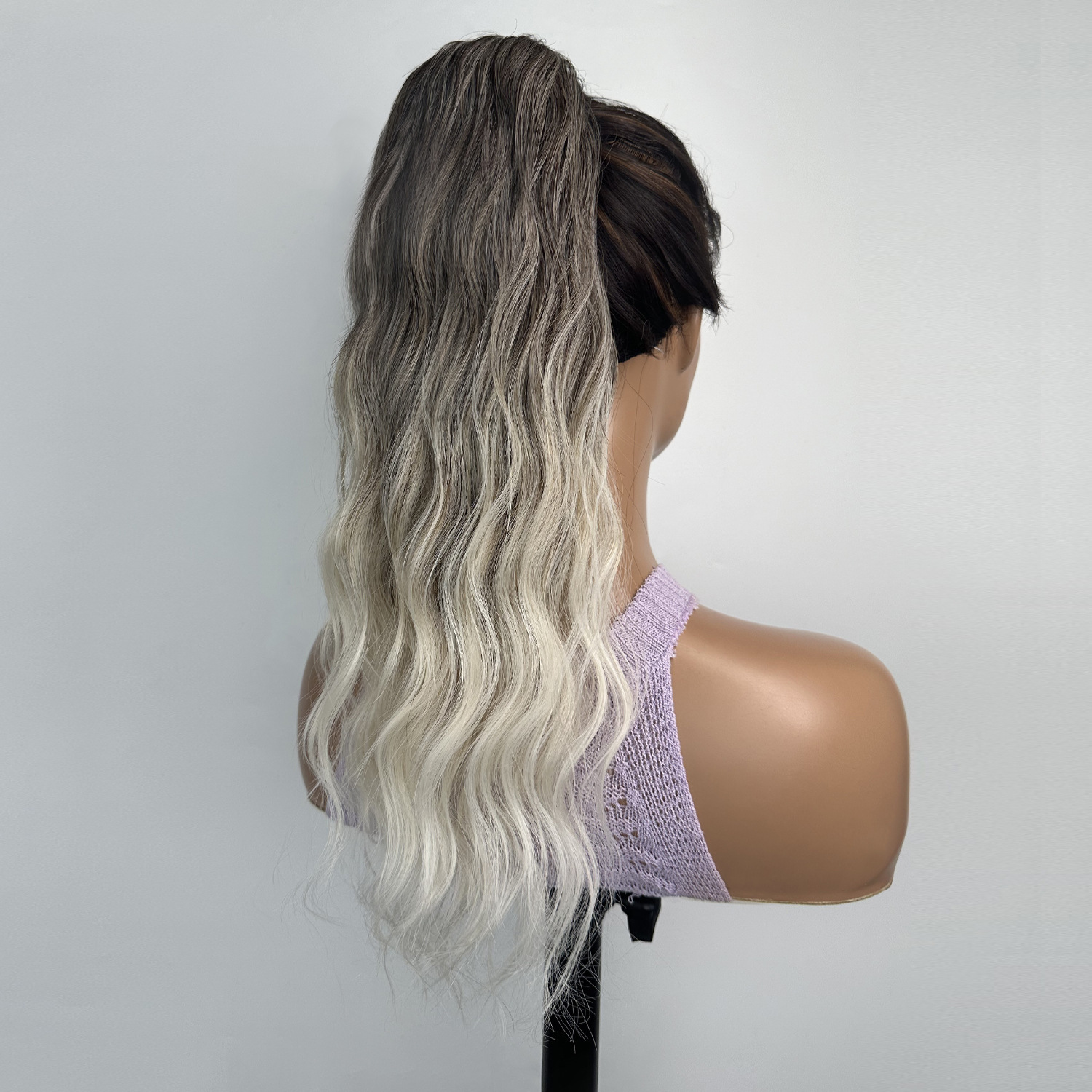 Transfronterizo europeo y americano 18 pulgadas ondulado cabello de cola de caballo natural realista agarrar clip cabello de cola de caballo flojo trenza