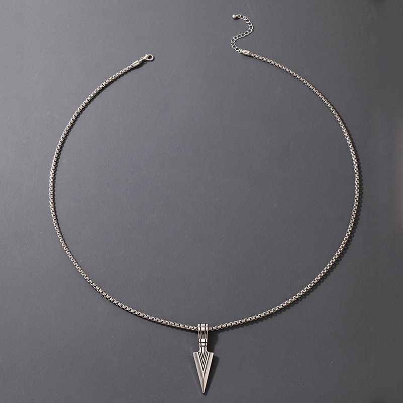 2021 New European and American Autumn Punk Necklace Hip Hop Fashion Metallic Single Layer Necklace T