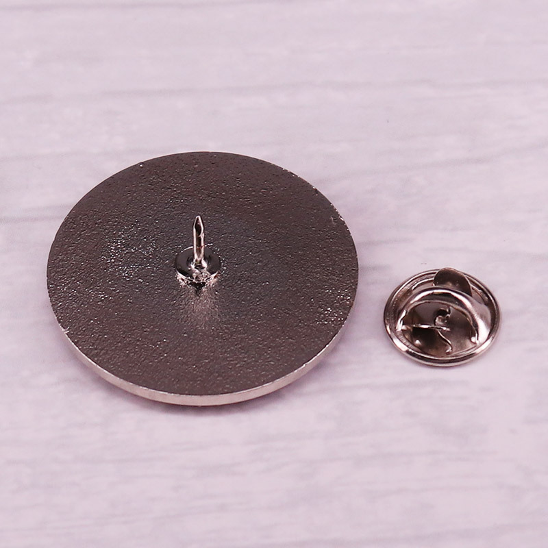 Holiday Occasion Metal Material Human Pattern Casual Elegant Vintage Style Pin Human Metal Unisex Brooches