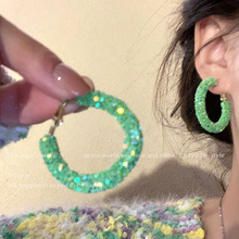 �����ǹ�2024���¿��ɫ�AȦ���hС���OӋ�и߼����Ů�����F����